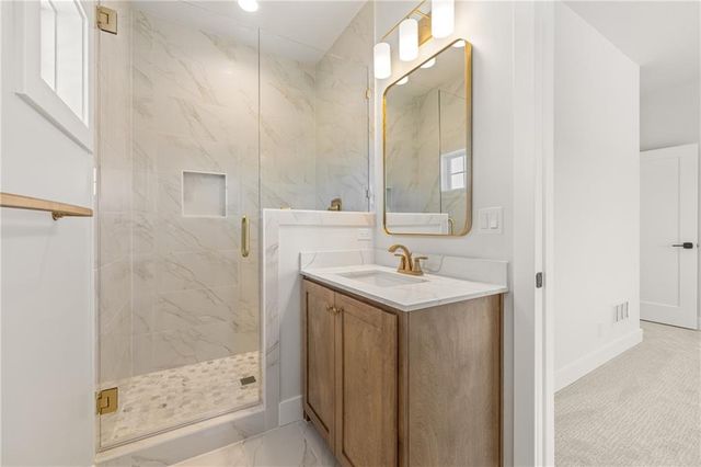 12502 W 170th Terrace, Overland Park, KS 66221