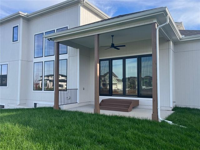 12502 W 170th Terrace, Overland Park, KS 66221