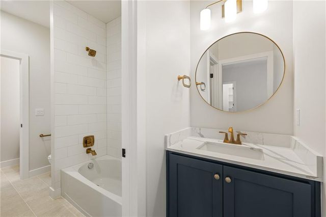 12502 W 170th Terrace, Overland Park, KS 66221