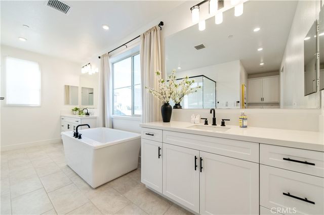 295 Autumn Way, Rancho Mission Viejo, CA 92675