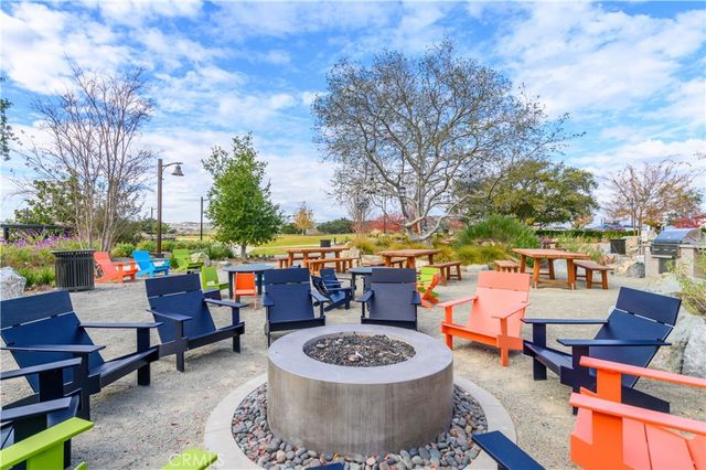 295 Autumn Way, Rancho Mission Viejo, CA 92675