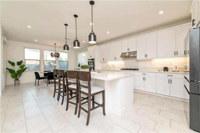 295 Autumn Way, Rancho Mission Viejo, CA 92675