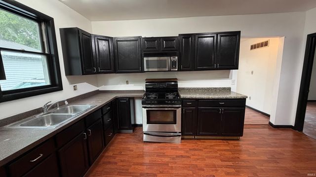 612 N 3rd Street, Goshen, IN 46528