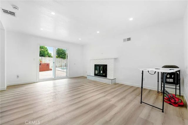 13260 Winfield, Panorama City, CA 91402