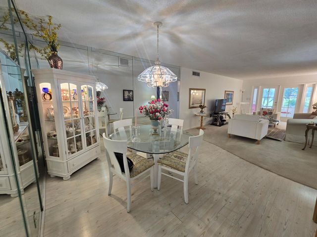 2901 Victoria Circle A1, Coconut Creek, FL 33066