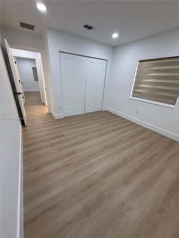 2951 NW 57th St, Miami, FL 33142