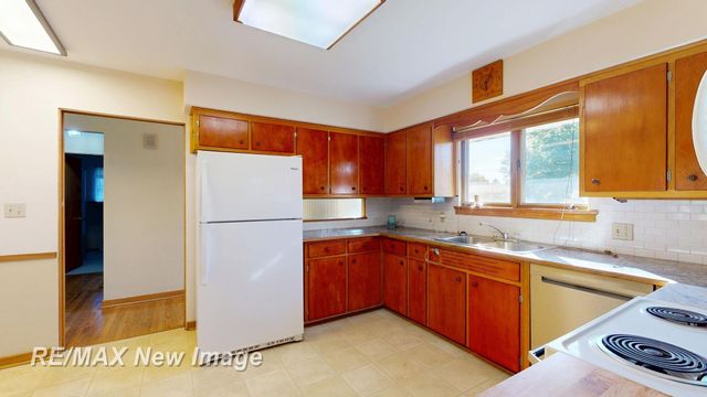 1100 Sauk Lane, Saginaw, MI 48638