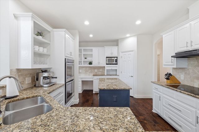 5120 Remington Park Drive, Flower Mound, TX 75028