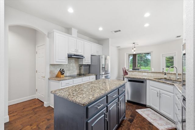 5120 Remington Park Drive, Flower Mound, TX 75028