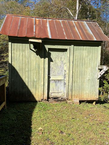 569 Dover Chapel Road, Ellijay, GA 30540