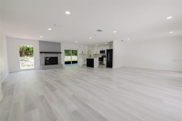 8212 STONER WOODS DRIVE, Riverview, FL 33569