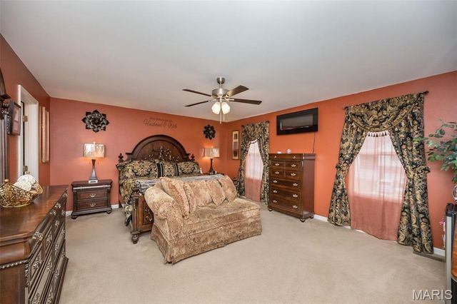 47 Westhaven Meadows Drive, Belleville, IL 62220