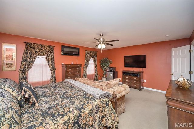 47 Westhaven Meadows Drive, Belleville, IL 62220