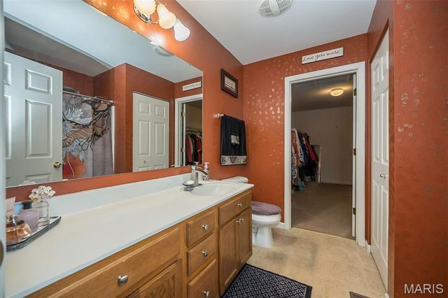 47 Westhaven Meadows Drive, Belleville, IL 62220