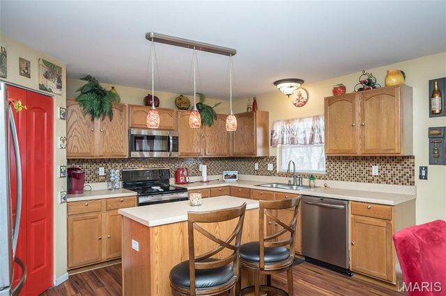 47 Westhaven Meadows Drive, Belleville, IL 62220