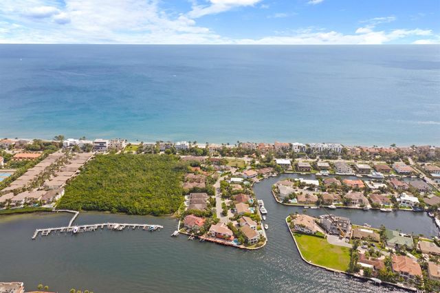 4102 S Ocean Boulevard, Highland Beach, FL 33487