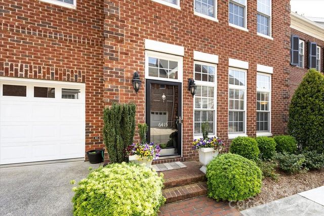 6415 Wakehurst Road, Charlotte, NC 28226