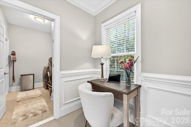 6415 Wakehurst Road, Charlotte, NC 28226