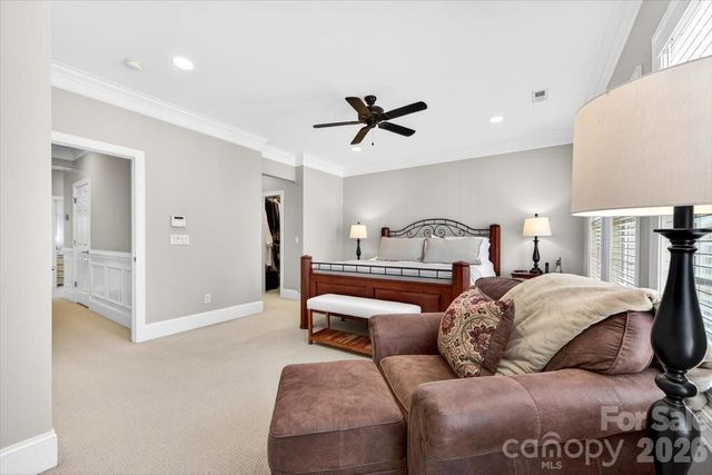 6415 Wakehurst Road, Charlotte, NC 28226