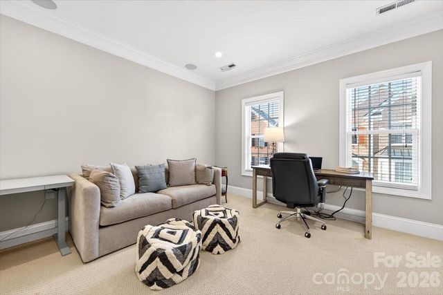 6415 Wakehurst Road, Charlotte, NC 28226