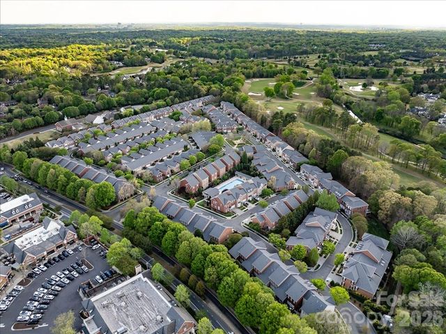 6415 Wakehurst Road, Charlotte, NC 28226