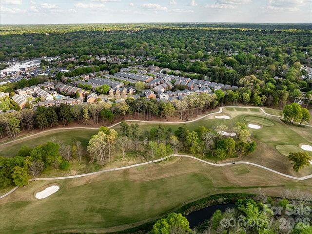 6415 Wakehurst Road, Charlotte, NC 28226