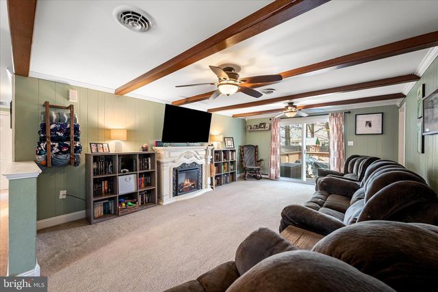 95 CECELIA ST, Toms Brook, VA 22660