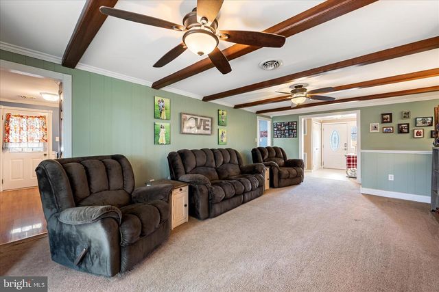 95 CECELIA ST, Toms Brook, VA 22660