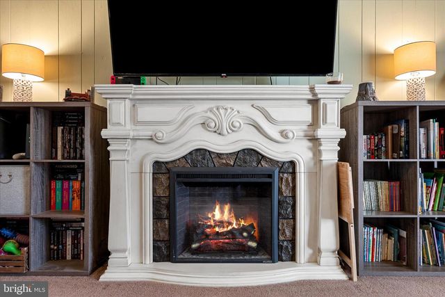 95 CECELIA ST, Toms Brook, VA 22660