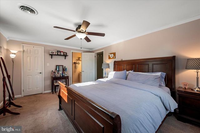 95 CECELIA ST, Toms Brook, VA 22660