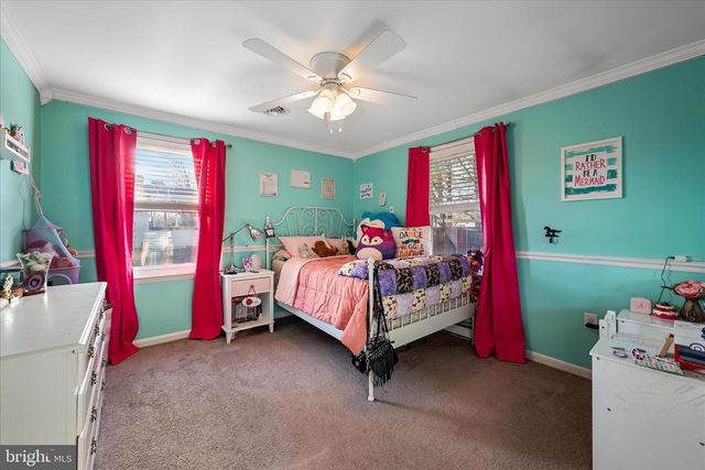 95 CECELIA ST, Toms Brook, VA 22660