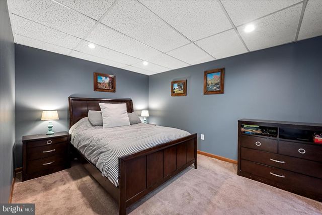 95 CECELIA ST, Toms Brook, VA 22660