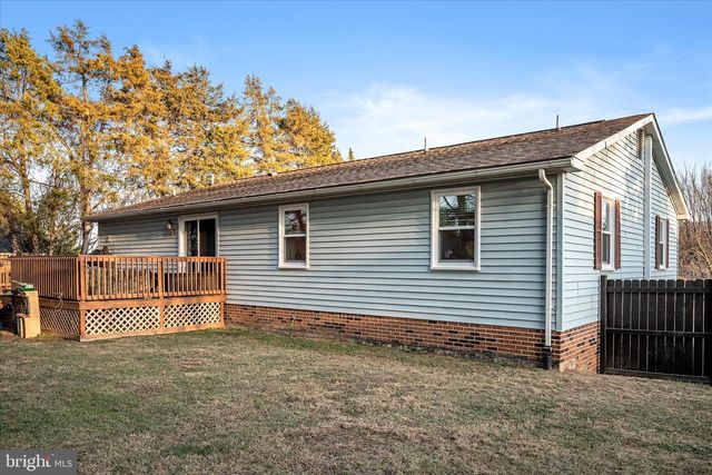 95 CECELIA ST, Toms Brook, VA 22660