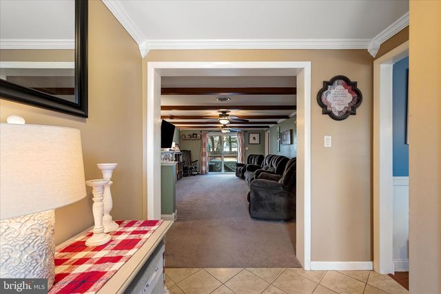 95 CECELIA ST, Toms Brook, VA 22660