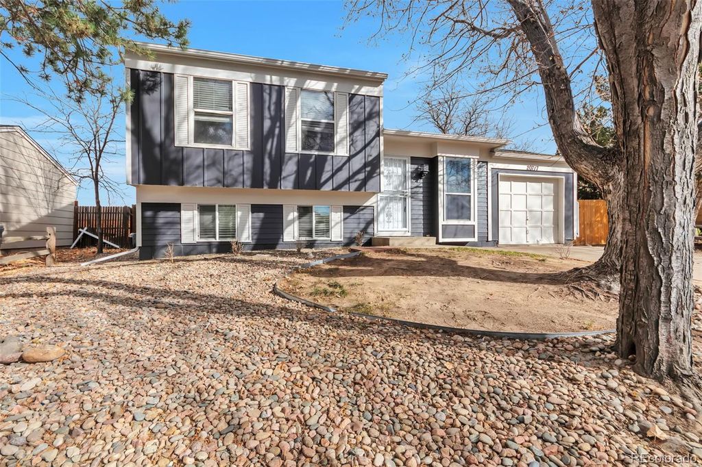 20717 E Coolidge Place, Aurora, CO 80011