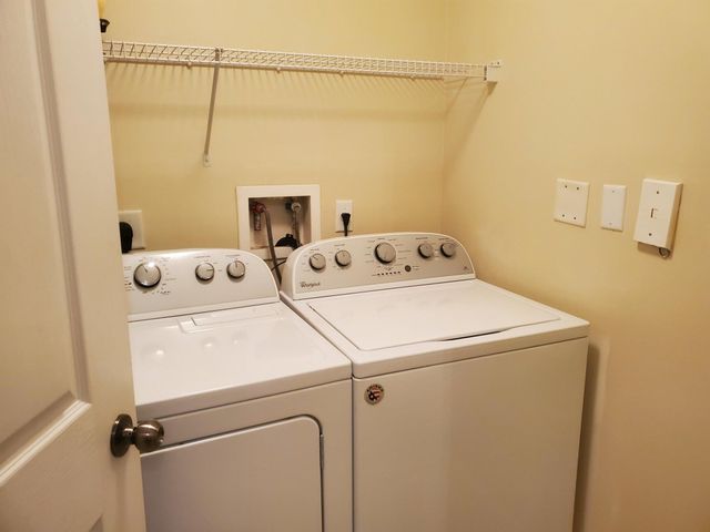1111 E Myrtlewood Cir Circle E, Palm Beach Gardens, FL 33418
