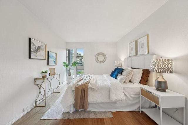 323 Monte Vista Avenue 203, Oakland, CA 94611