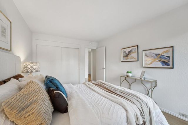 323 Monte Vista Avenue 203, Oakland, CA 94611