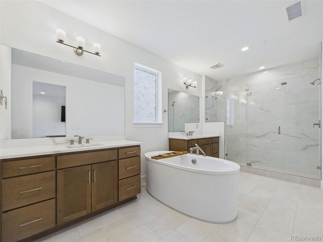 425 Welded Tuff Trail, Castle Rock, CO 80104