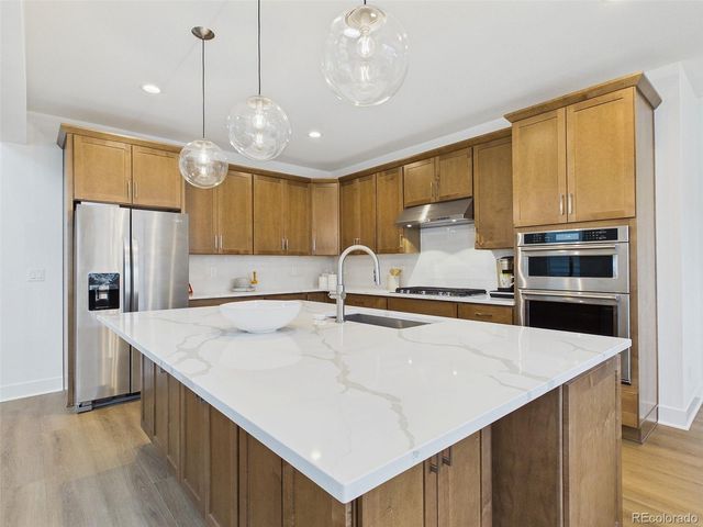 425 Welded Tuff Trail, Castle Rock, CO 80104