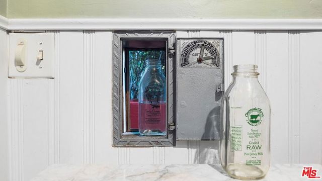 2882 Belden Drive, Los Angeles, CA 90068
