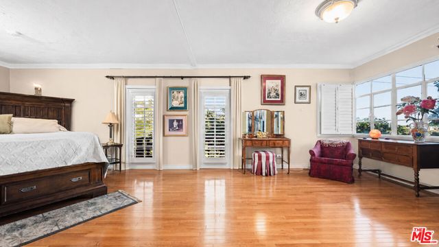 2882 Belden Drive, Los Angeles, CA 90068