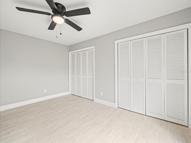 15407 W POND WOODS DRIVE 15407, Tampa, FL 33618