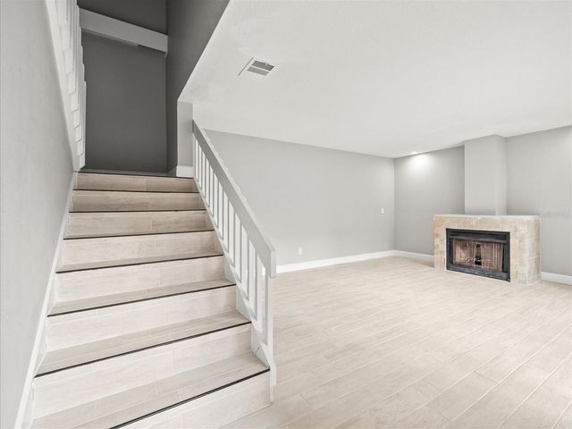 15407 W POND WOODS DRIVE 15407, Tampa, FL 33618