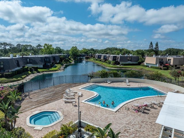 15407 W POND WOODS DRIVE 15407, Tampa, FL 33618