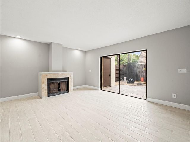 15407 W POND WOODS DRIVE 15407, Tampa, FL 33618