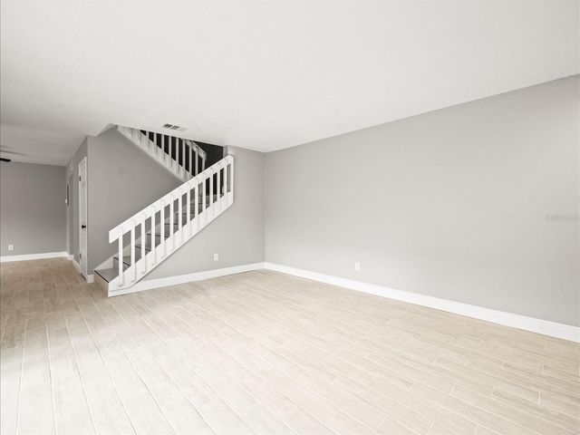 15407 W POND WOODS DRIVE 15407, Tampa, FL 33618