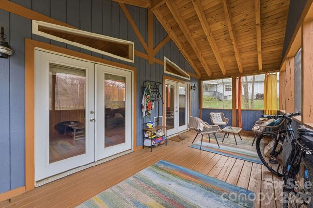 81 Bullfrog Cove Road, Sylva, NC 28779