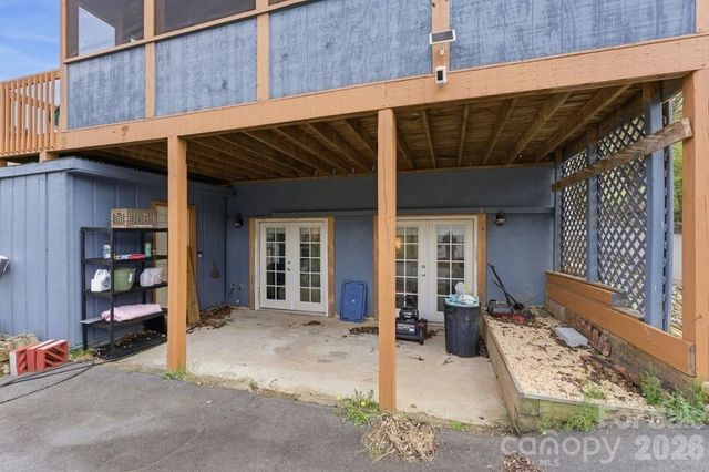81 Bullfrog Cove Road, Sylva, NC 28779