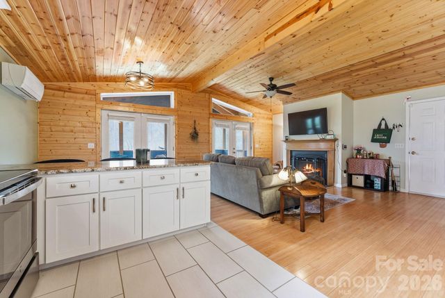 81 Bullfrog Cove Road, Sylva, NC 28779